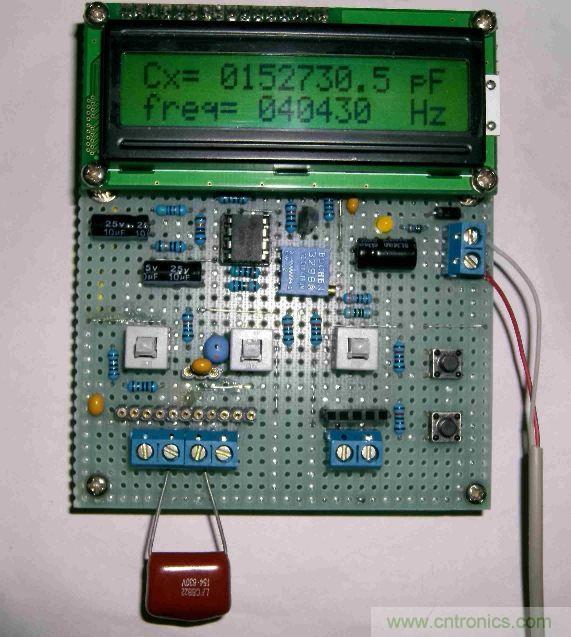 DIY集電容、電感和頻率為一體的測(cè)量?jī)x器