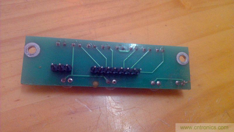 牛人力作！PCB版藍牙智能小車DIY