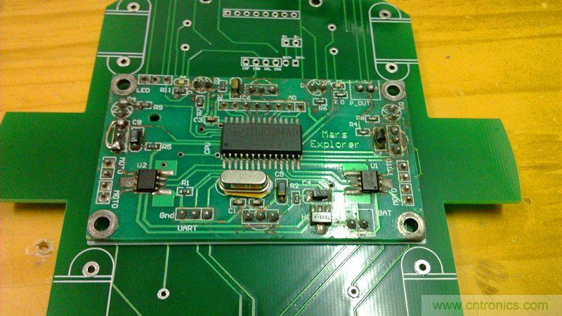 牛人力作！PCB版藍牙智能小車DIY