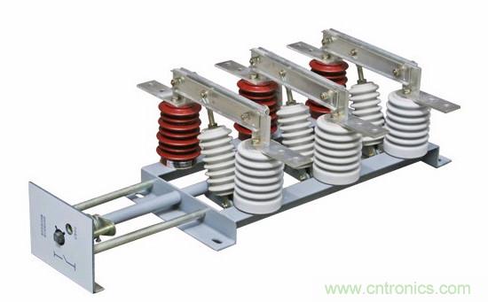 高壓斷路器的操作結(jié)構(gòu)有哪幾種？和隔離開(kāi)關(guān)有什么區(qū)別？